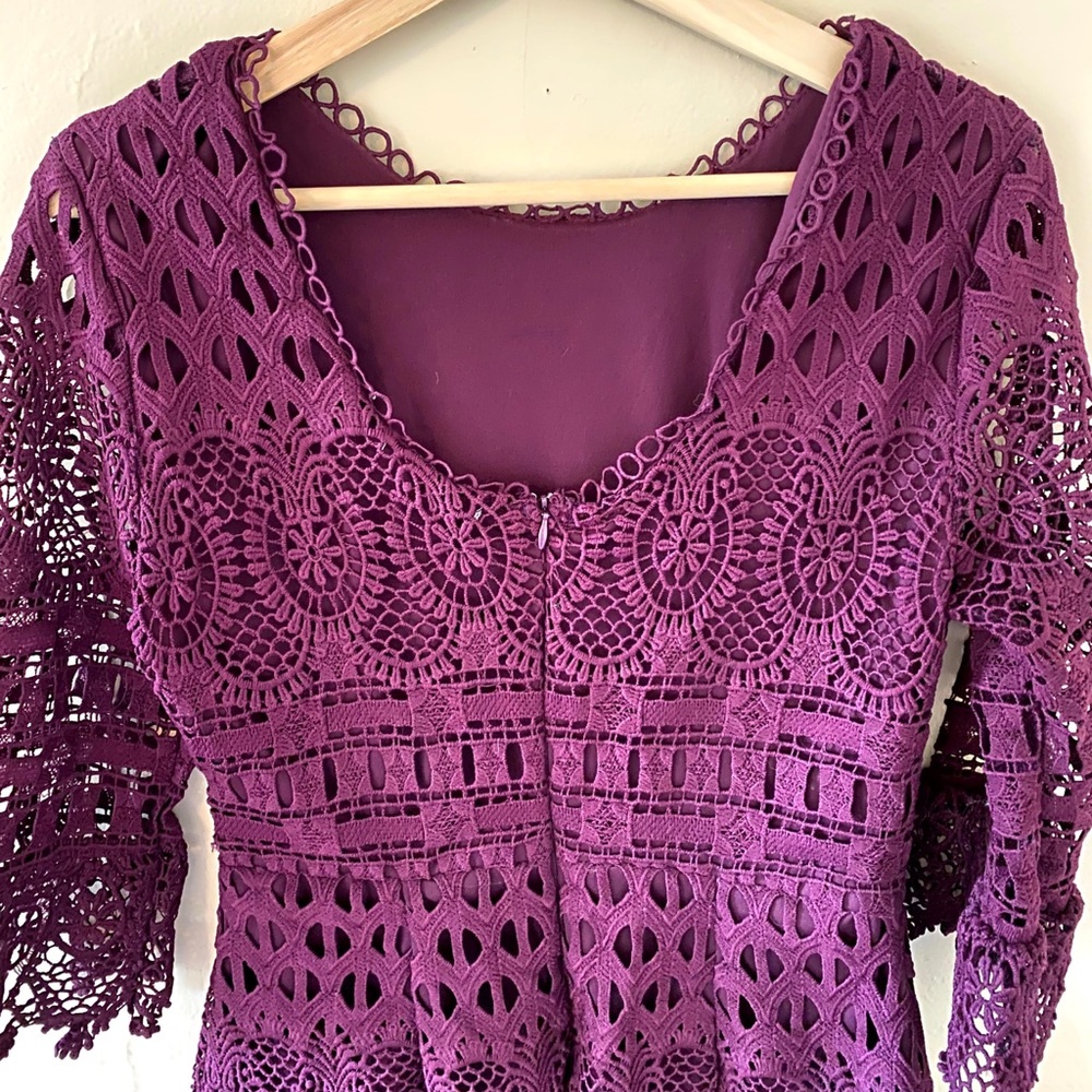 Lace long sleeve dress - Picture 2 of 5